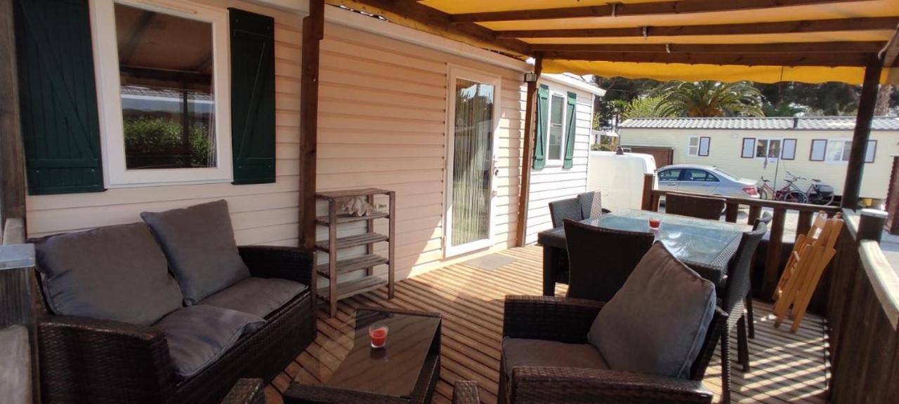 Mobilhome En Face Des Plages 히에레 외부 사진